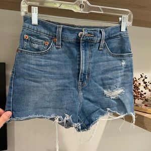 levi’s high rise shorts